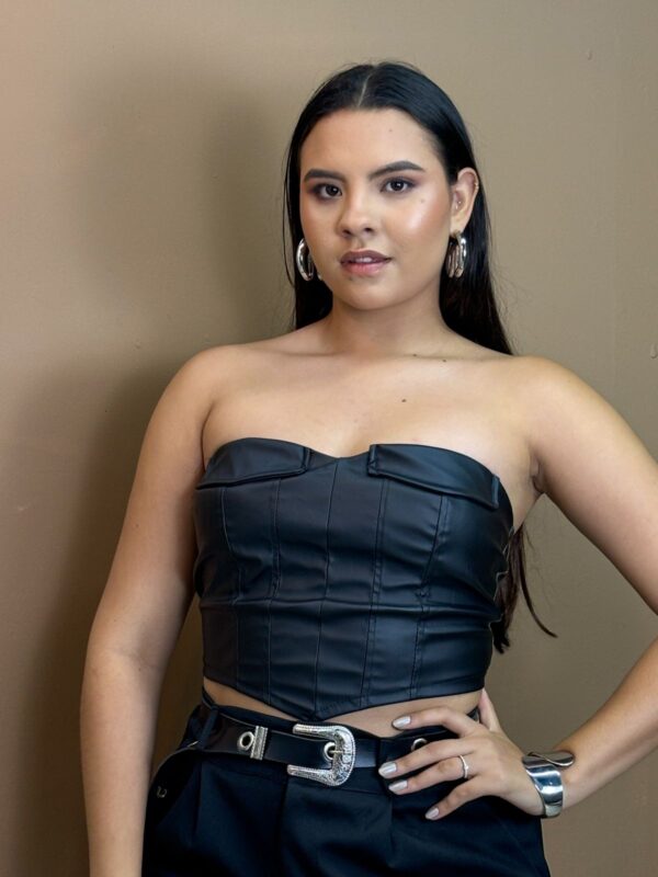 CROPPED ANIRA